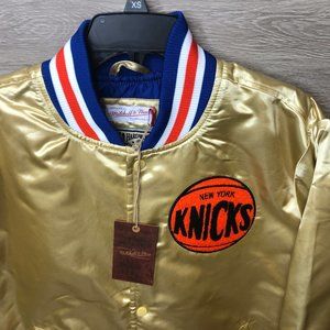 Big Face 4.0 Satin Jacket New York Knicks - Shop Mitchell & Ness Outerwear  and Jackets Mitchell & Ness Nostalgia Co.